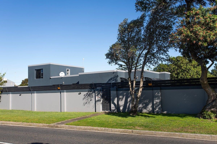0 Bedroom Property for Sale in Table View Western Cape